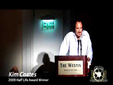 Deborah Kara Unger - Superstar and friend to the AOF, Kim Coates presents Deborah Kara Unger with her well deserved AOF Half Life Award. Kim was the winner of the Half Life in 20...