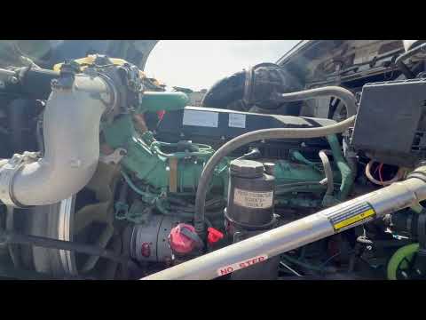 2023 VOLVO VNR300 Dump Trucks | Platinum Group (2)