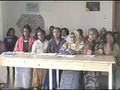 videos de American Woman Assists Outcast Ethopian Women
