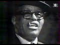 this is a part of a show recorded by the bbc in the 60' featuring willie smith and two musicians.
willie the lion smith is one of the three giants of harlem stride piano with james p. johnson and fats waller, beginning his career in the 20'.

i don't know about copyright, i put it here only for musical tribute to this great man. if it's not allowed just send me a mail and i will remove these movies...


c'est une partie d'un enregistrement fait par la bbc dans les 60' et diffus� par m6 dans les ann�es 80, du pianiste wille the lion smith, l'un des 3 g�ants du stride piano de harlem des ann�es 20-30.

je ne connais pas les droits de diffusion de ces vid�os, et peut les retirer sur simple demande si cela pose probl�me.