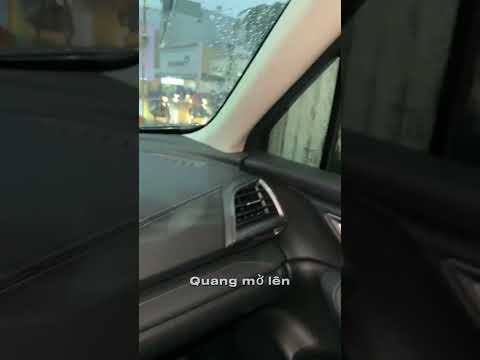 Chức năng sấy kính trên ô tô khi gặp trời mưa là một tính năng quan trọng và hữu ích | QuangCar