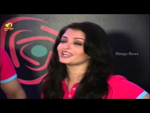 Aishwarya Rai Bachchan & Abhishek Bachchan at Kabaddi Celebrating Evening
