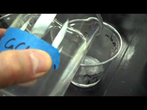 how to react sodium carbonate with water