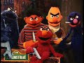 Elmos got a gun