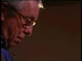Louis van Dijk speelt de Van Vollenhoven-blues