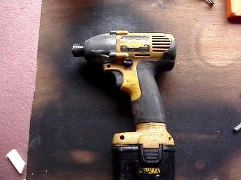 how to turn a c battery into a d