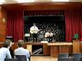 videos de Me singing at the school gig.