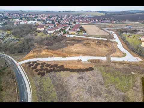 Video Stavební pozemek o velikosti 826 m2 v obci Velké Přílepy