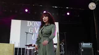 Interview et extrait du live de Don't Give Up, tribute to Kate Bush/Peter Gabriel - RockFest 1MDB 2023