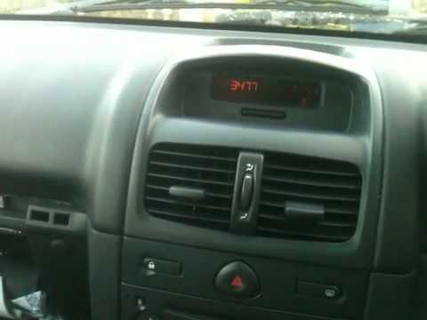 how to renault clio radio code