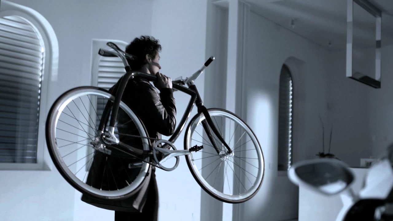 77/011 // Black video thumbnail