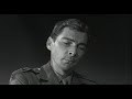Johnny cogio su fusil