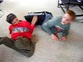 Os irmãos acoplaram na luta midget