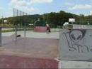 Basetice 8 Hole?ov skate Basetice 8 Hole?ov skate