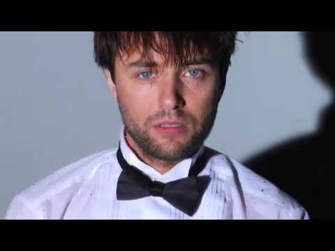 Posted in photography Tagged Alison Brie mad men Vincent Kartheiser 24 