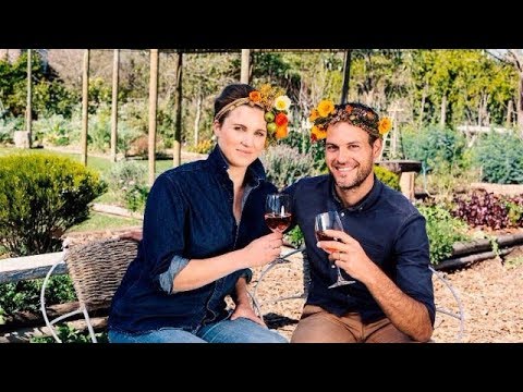 We turn blossoms into fashion with flower crowns