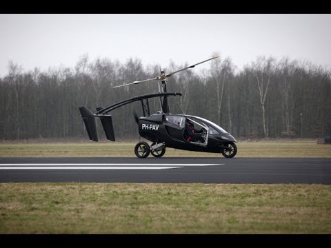Pal - More infos : http://www.technologicvehicles.com/en/actualite-mobilite-verte/1685/video-voiture-volante-vol-inaugural-pour-le-p.