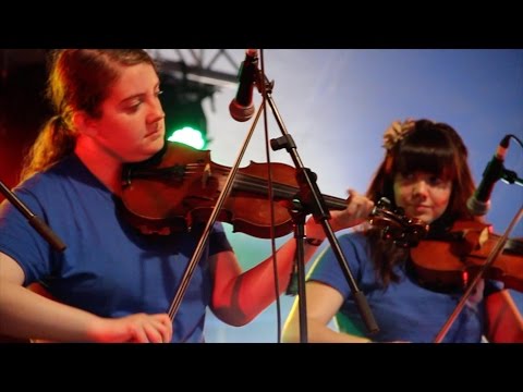 Rachel Caimbeul (24) from Inverness is promoting traditional Scottish music to people living in the Highlands. With Fixers, she has produced a film showing why it's important to preserve Scottish music for future generations.