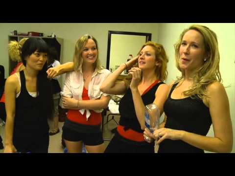 a cappella - I DON'T OWN THIS VIDEO. Credits to the one who owns it. Uploaded it for eveyone to see. Please DO NOT RE-UPLOAD. Thanks. :)