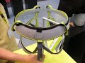 Představení lehkého sportovního sedáku Edelrid Loopo na veletrhu OutDoor 2008 ve Friedrichshafenu.