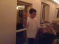 daniel mit den drei fingern