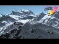 Video: 'Dünne Luft am Abschlag': Im Rahmen der Freeride World Tour nahm der dreimalige Gewinner des Finalevents in Verbier, Kaj Zackrisson (SWE), Driver und Bälle mit auf den Gipfel.