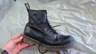 HOW TO CLEAN DR MARTENS LEATHER BOOTS