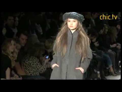 Day 2: New York Fashion Week Fall 2010 YouTube Preview Image