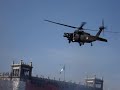 Dos helicópteros Black Hawk aterrizan en el Zócalo