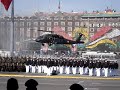 Dos helicópteros Black Hawk aterrizan en el Zócalo