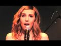 le second clip de laure milan - 