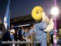 UNC-Tar-Heels-run-on