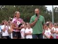 videos de Jennie Finch Softball Camp - Trace Adkins Guest Appearnace