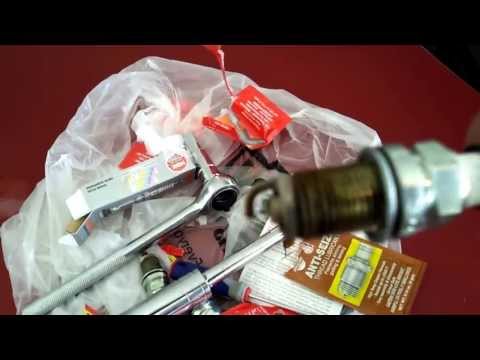 how to fit spark plugs