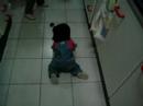 mairana gateando