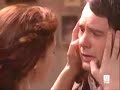 Amar En Tiempos Revueltos - El color de mi voz