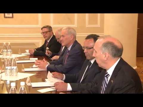 Întâlnirea conducerii de vârf a Republicii Moldova cu reprezentanţii mediatorilor şi observatorilor în formatul de negocieri „5+2”  