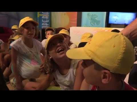 BAMBINI DEL CENTRO ESTIVO MAGICABULA IN VISITA A IMPERIA TV