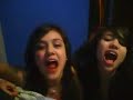 Paraguas tuchu-mucos cantando espa�ol