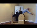 Espinales con Flexión de Rodillas en Laddel Barrel