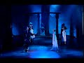 Pesnička Naše láska trvá dál z muzikálu Angelika v podaní Angeliky a Peyraca - Leony Machálkovej a Mariána Vojtka.