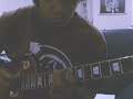 Gitarre spielen einfach gemacht.In meinem ersten Gitarren Tutorial ( kurz GT ) zeige ich euch wie man die einfachen Pentatoniken spielt. Mit diesen Pentatoniken könnt ihr auf JEDES stück solieren.Schaut euch einfach das Video an und spielt es nach^^(Video entsand aus langeweile ohne irgendein großen hintergrund )