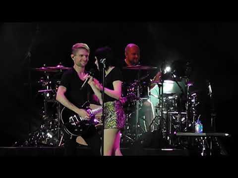 2015 11 27 Carly Rae Jepsen - This Kiss