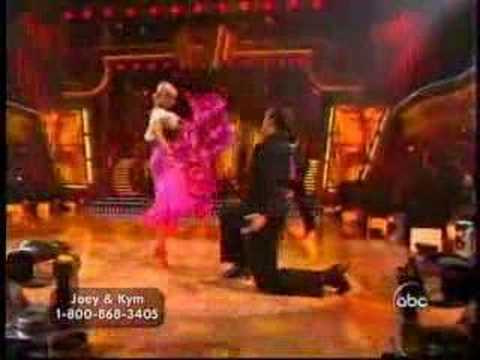 Joey Doble - Joey Fatone's paso doble to Laila's music. Just because. ;)