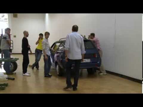 吞下世界的藝術家 精采片段