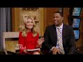 emma stone stunning in kelly ripa interview 2013.