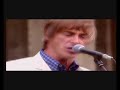 Paul Weller playing Peacock Suit live at the Southbank Paul Weller playing Peacock Suit live at the Southbank