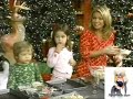 Kelly Ripa & kids make Christmas cookies!