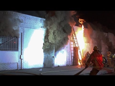 LAFD / Vacant Church & Commercial Fire
