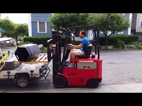 How To Not Drive A Forklift Truck- SCC Training Video